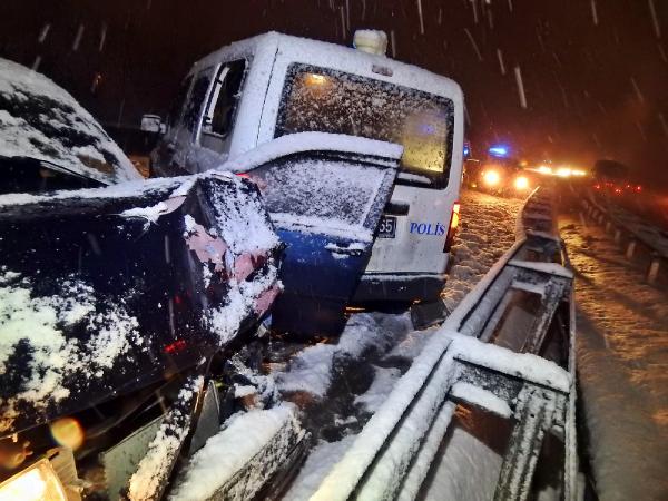 Sakarya'da Zincirleme Trafik Kazası 