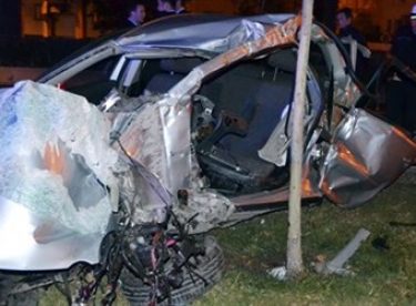 İzmir’de Trafik Kazası: 2 Polis Şehit, 3 Polis Yaralı